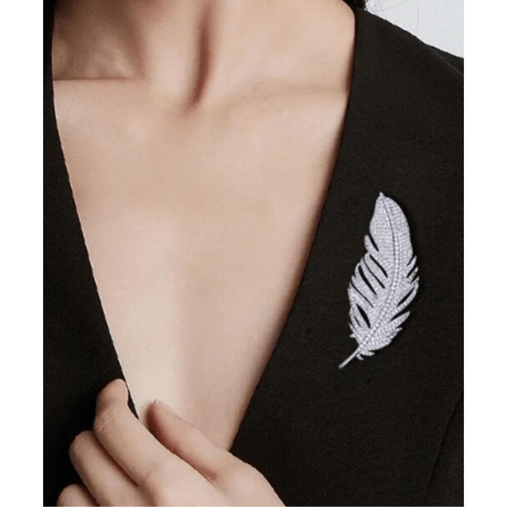 Feather Brooch - Picture 5 of 9